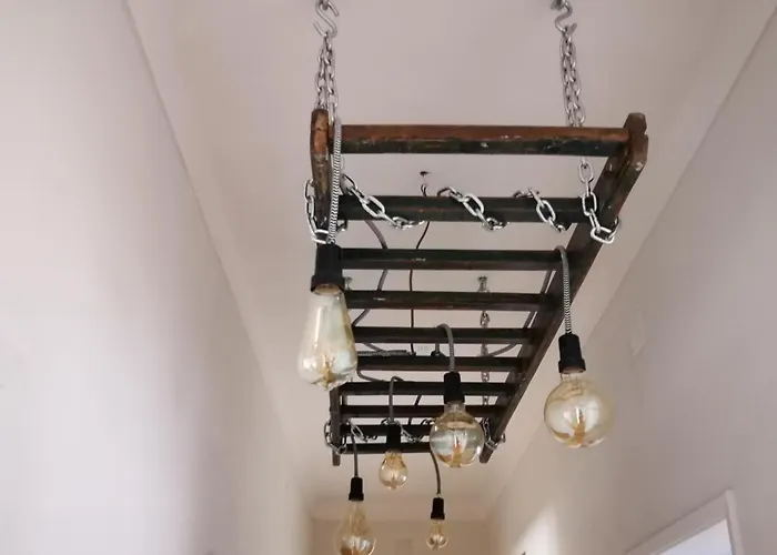 אכסניה Family Surf - *