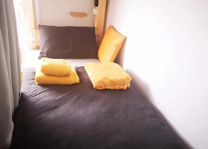 Family Surf - אכסניה מאפרה