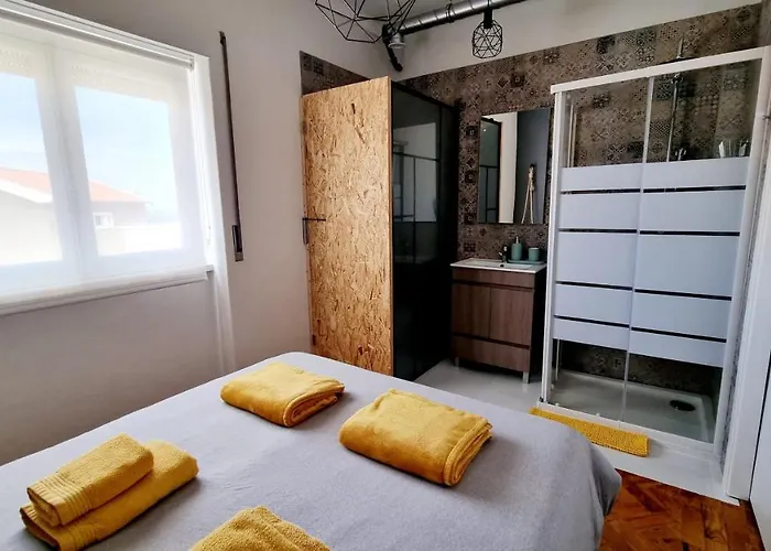 אכסניה Family Surf - *